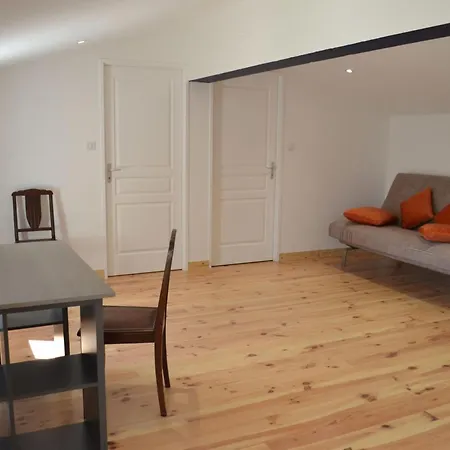 Charentais Avec Piscine, Terrasse, Et Peche - Confort Moderne Et Charme Rural - Fr-1-653-87