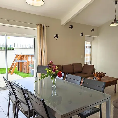 度假居 Charentais Avec Piscine, Terrasse, Et Peche - Confort Moderne Et Charme Rural - Fr-1-653-87 *