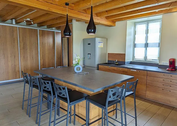 Casa vacanze Charentais Avec Piscine, Terrasse, Et Peche - Confort Moderne Et Charme Rural - Fr-1-653-87 *