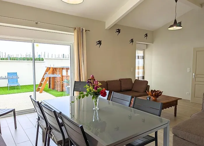 Casa vacanze Charentais Avec Piscine, Terrasse, Et Peche - Confort Moderne Et Charme Rural - Fr-1-653-87 *