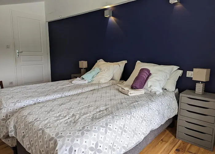 Charentais Avec Piscine, Terrasse, Et Peche - Confort Moderne Et Charme Rural - Fr-1-653-87 Casa vacanze *