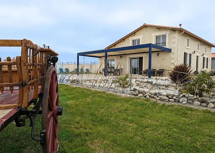 Charentais Avec Piscine, Terrasse, Et Peche - Confort Moderne Et Charme Rural - Fr-1-653-87 Casa vacanze *